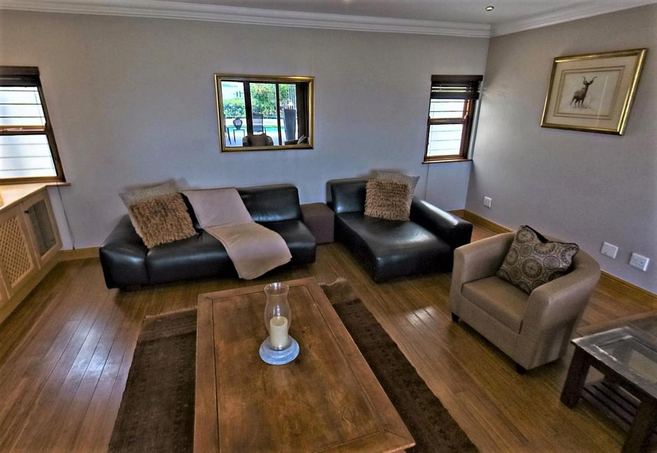 Blaauw Village Guest House Bloubergstrand Εξωτερικό φωτογραφία