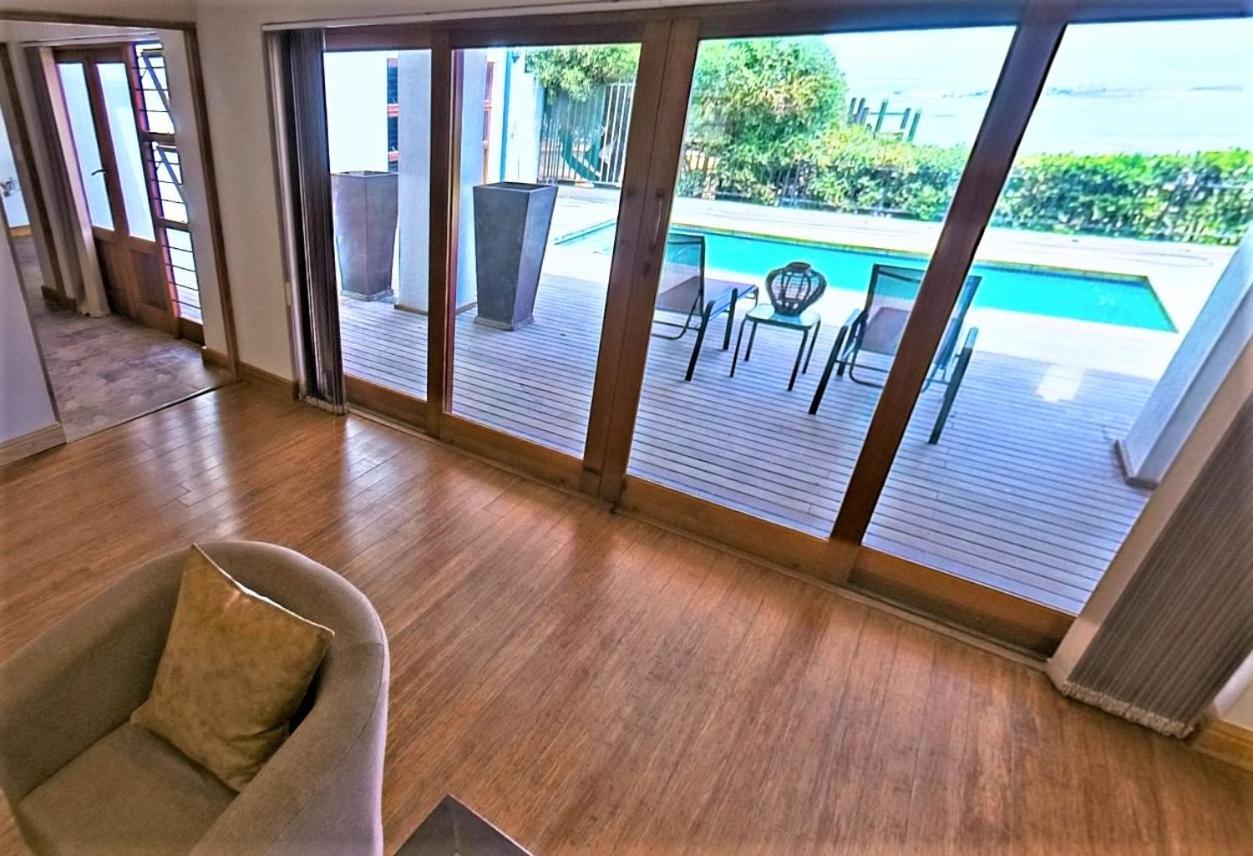 Blaauw Village Guest House Bloubergstrand Εξωτερικό φωτογραφία